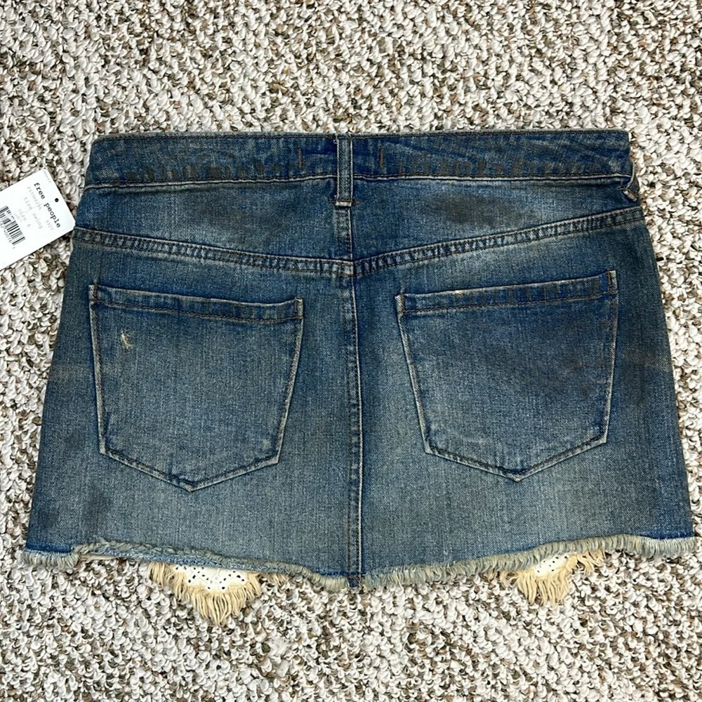 FREE PEOPLE TIRE SWING Handkerchief Hem Jean Mini Skirt Rugged SZ 4 NWT - Picture 16 of 16
